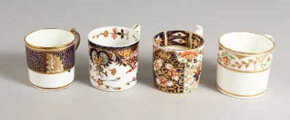 TWO DERBY IMARI STYLE COFFEE CANS, a Miles Mason can with gold and blue decoration and an English