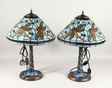 A GOOD PAIR OF TIFFANY DESIGN DRAGONFLY LAMPS.