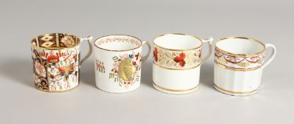 A DERBY COFFEE CAN with red and gold decoration, a Derby Imari style coffee can, a New Hall coffee