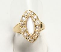 A VERY GOOD DIAMOND AND MOONSTONE MARQUISE RING.