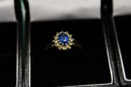 A decorative silver gilt dress ring.