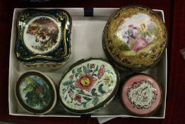Four small porcelain and other boxes and covers.