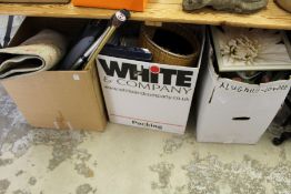 A quantity of household miscellaneous.