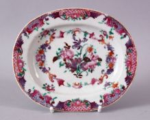 A 19TH CENTURY CHINESE OVAL SHAPED DISH, with floral decoration, 15cm long.