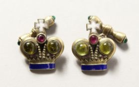 A PAIR OF RUSSIAN SILVER CROWN CUFFLINKS