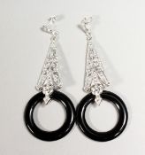 A PAIR OF SILVER BLACK AGATE DECO STYLE LONG DROP EARRINGS