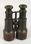 A GOOD PAIR OF FRENCH MILITARY BINOCULARS, LEMAIRE, PARIS.
