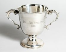 A POLO TROPHY, TWO HANDLED PEDESTAL CUP, 5 ins high, Quetta Polo Tournament 1909 London 1909, weight