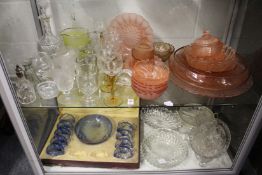 A quantity of household and decorative glassware.