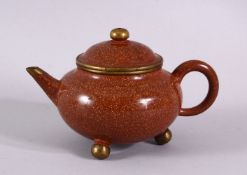 A 19TH CENTURY CHINESE YIXING TEAPOT AND COVER - FOR THE THAI MARKET - For the Thai market, the