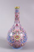 A GOOD CHINESE FAMILLE ROSE PORCELAIN VASE, the body of the vase with a fine pink ground and