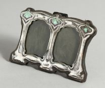 A SMALL ART NOUVEAU STYLE DOUBLE PHOTOGRAPH FRAME 7.5 x 5.5ins