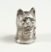 A CAST SILVER CAT'S HEAD NOVELTY VESTA CASE