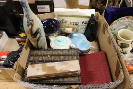 Miscellaneous collectables.