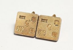 A HEAVY PAIR OF SILVER HALLMARK CUFF LINKS 29gms.
