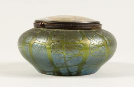 A GOOD LOETZ MANNER CIRCULAR BOWL with hinged lid, with gilt decoration. 6ins diameter, 3 ins high.