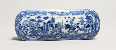 A SPODE BLUE AND WHITE SOAP BOX 7ins long.