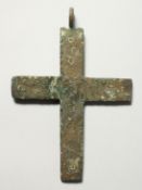 A LARGE METAL ROMAN CROSS. 6ins long