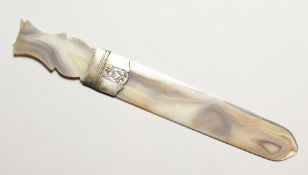 AN AGATE SILVER MOUNTED PAPER KNIFE 8.5ins long.