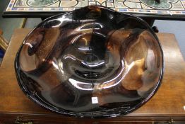 A good large stylish glass dish
