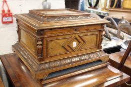 A Victorian walnut cased Polython complete with numerous discs
