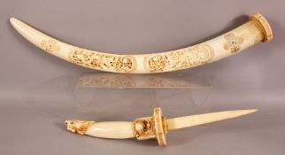 A LARGE LATE 19TH CENTURY / EARLY 20TH CENTURY CHINESE CARVED IVORY DISPLAY SWORD - the sheath