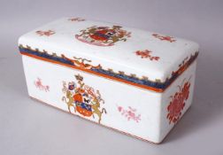 A 19TH / 20TH CENTURY CHINESE FAMILLE ROSE ARMOURIAL PORCELAIN BOX & COVER, the box with a