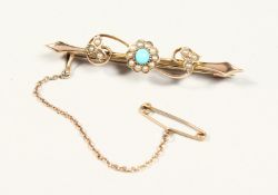 A 9CT GOLD TURQUOISE AND SEED PEARL BAR BROOCH