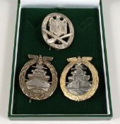 THREE GERMAN NAZI BROOCHES, General assault badge and two Kriegsmarine badges.