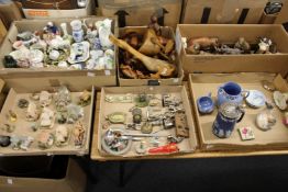 A quantity of miscellaneous collectables to include china, wooden ornaments, pewter figures etc.