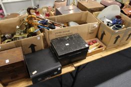 Miscellaneous collectables.