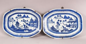 A PAIR OF 18TH / 19TH CENTURY CHINESE BLUE & WHITE PORCELAIN SERVING DISHES - each with native