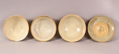 A MIXED LOT OF 4 EARLY CHINESE POTTERY BOWLS - Varying glaze types & sizes -largest from 16cm