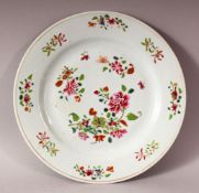 AN 18TH CENTURY CHINESE FAMILLE ROSE PORCELAIN PLATES - decorated with native floral decoration,