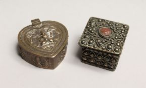 AN INDIAN SHAPED BOX AND A FILIGREE BOX (2).