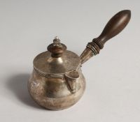 AN EARLY COLONIAL SILVER BRANDY PAN AND COVER with turned wood handle, Circa. 1800, maker P. & G.