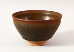 A CHINESE JIAN WARE TEA BOWL, 12cm diameter.