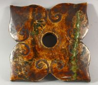 A LARGE CHINESE CARVED SOAPSTONE CARVING - 16CM