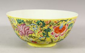 A GOOD CHINESE FAMILLE JAUNE BOWL, the centre painted with bats, the sides with a continuous