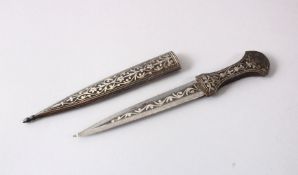 A 19TH CENTURY OTTOMAN SMALL SILVER INLAID STEEL CHILDS DAGGER, 15cm.