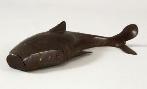 A 19TH CENTURY NORTH INDIAN KOFTGARI SILVER AND GOLD INLAID STEEL PEN BOX, formed in the shape of