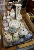 Decorative china to include Aynsley Pembroke and Wedgwood Jasper ware etc.