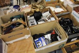 A good large collection of camera and camera equipment to include Canon EOS-3, EOS-33, EOS-620, with