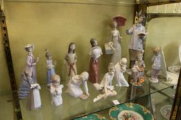 A good collection of Lladro figurines.
