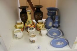 Aynsley, Doulton and other decorative china.