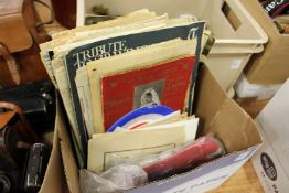 Royal ephemera and other similar collectables.