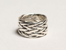 A SILVER KNOT RING