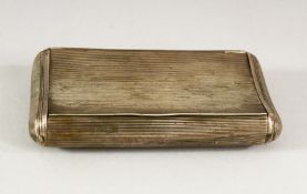 A 19TH CENTURY CONTINENTSAL RIBBED CIGARETTE BOX, dated 1875.