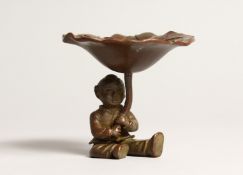 A GOOD JAPANESE BRONZE BOX WITH LILY PAD 2.5ins high.