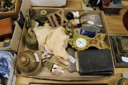 Miscellaneous collectables.